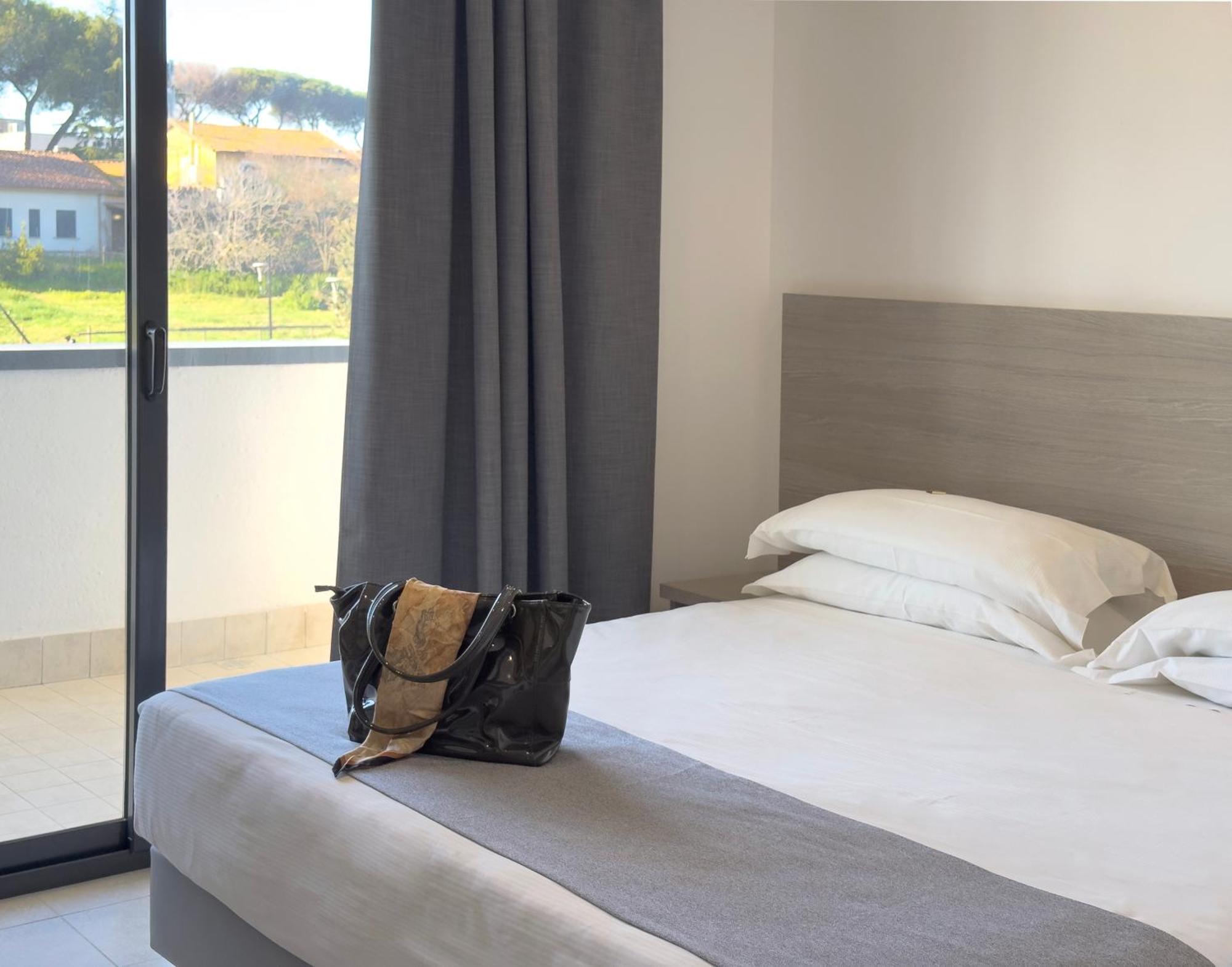 Simon Hotel أبريليا المظهر الخارجي الصورة